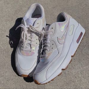Nike AirMax 90 White | Oil Spill Gum | 💗
